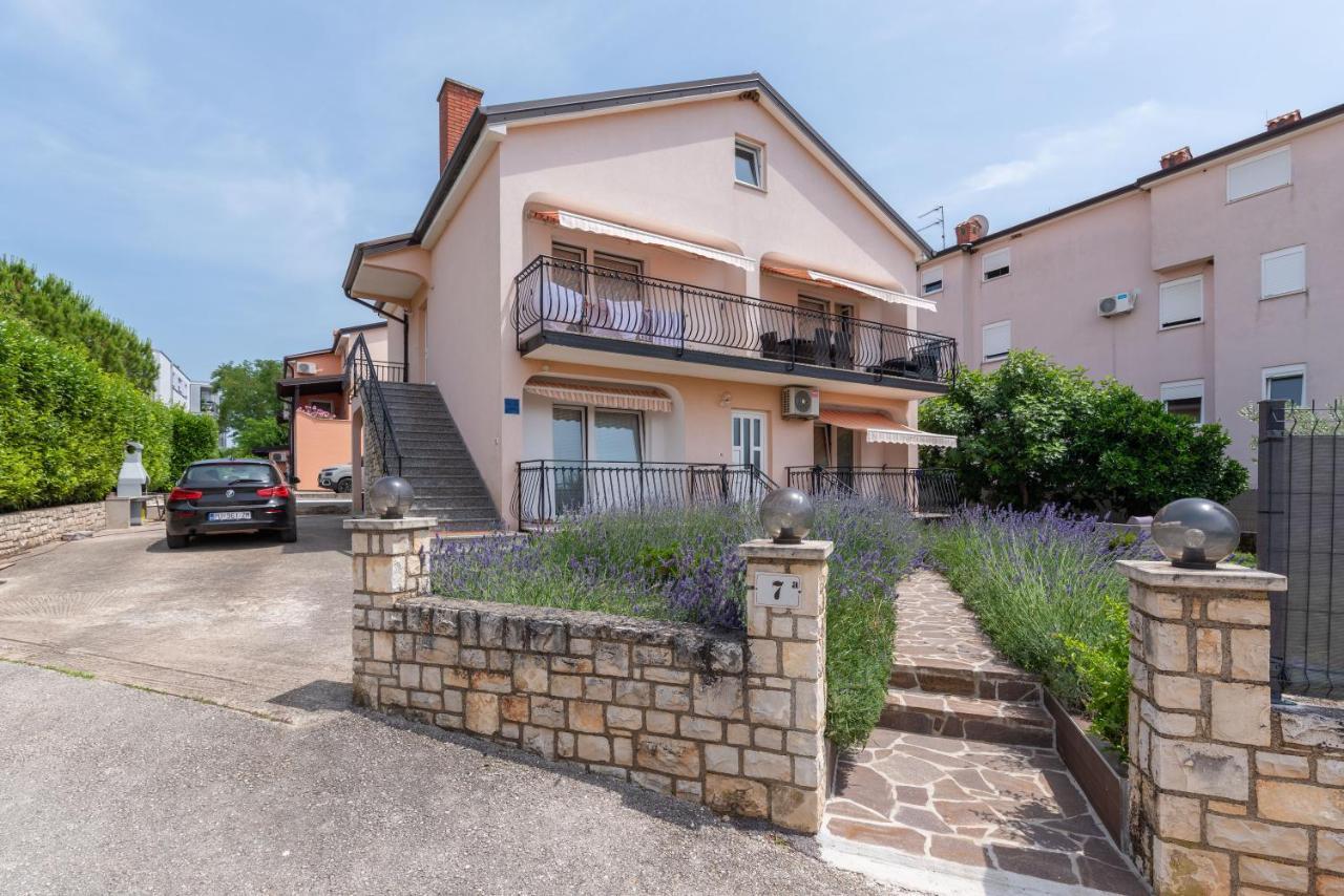 Apartment Masha Novigrad  Luaran gambar