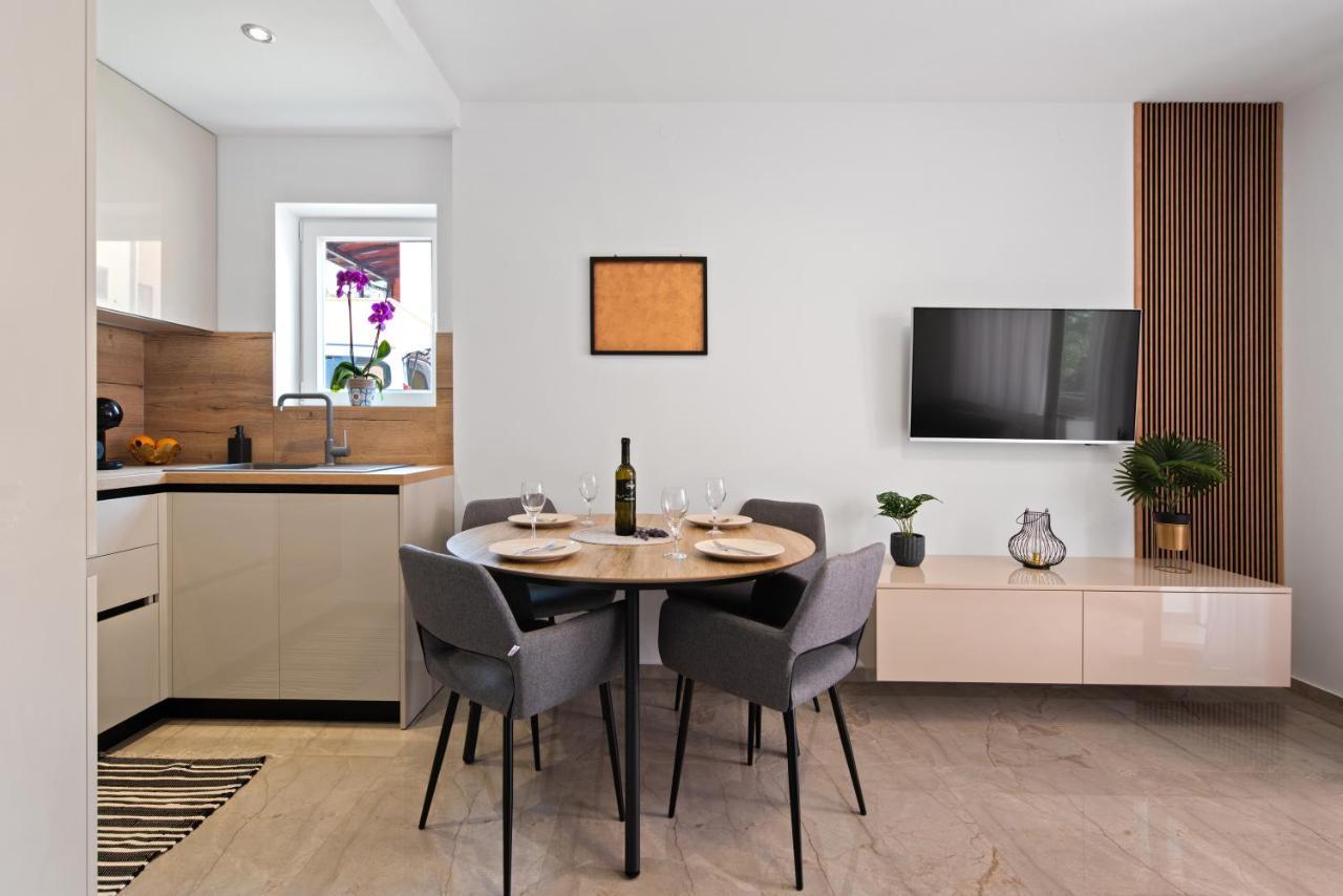 Apartment Masha Novigrad  Luaran gambar
